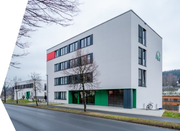 Außenansicht des Schulgebäudes der Pflegeschule Marktredwitz